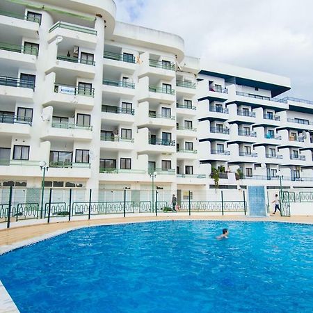 Apartamento T2 Com Piscina E Wifi A 350 Metros Da Praia Olhos de Agua  Luaran gambar